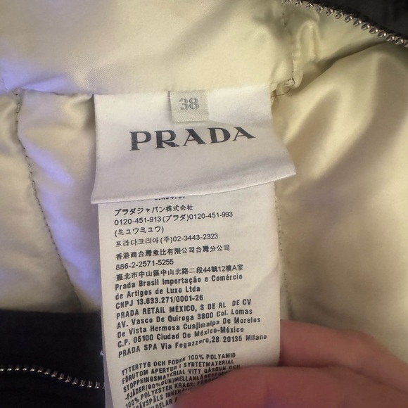 Prada Womens Puffer Coat Size 38 - Picture 13 of 15